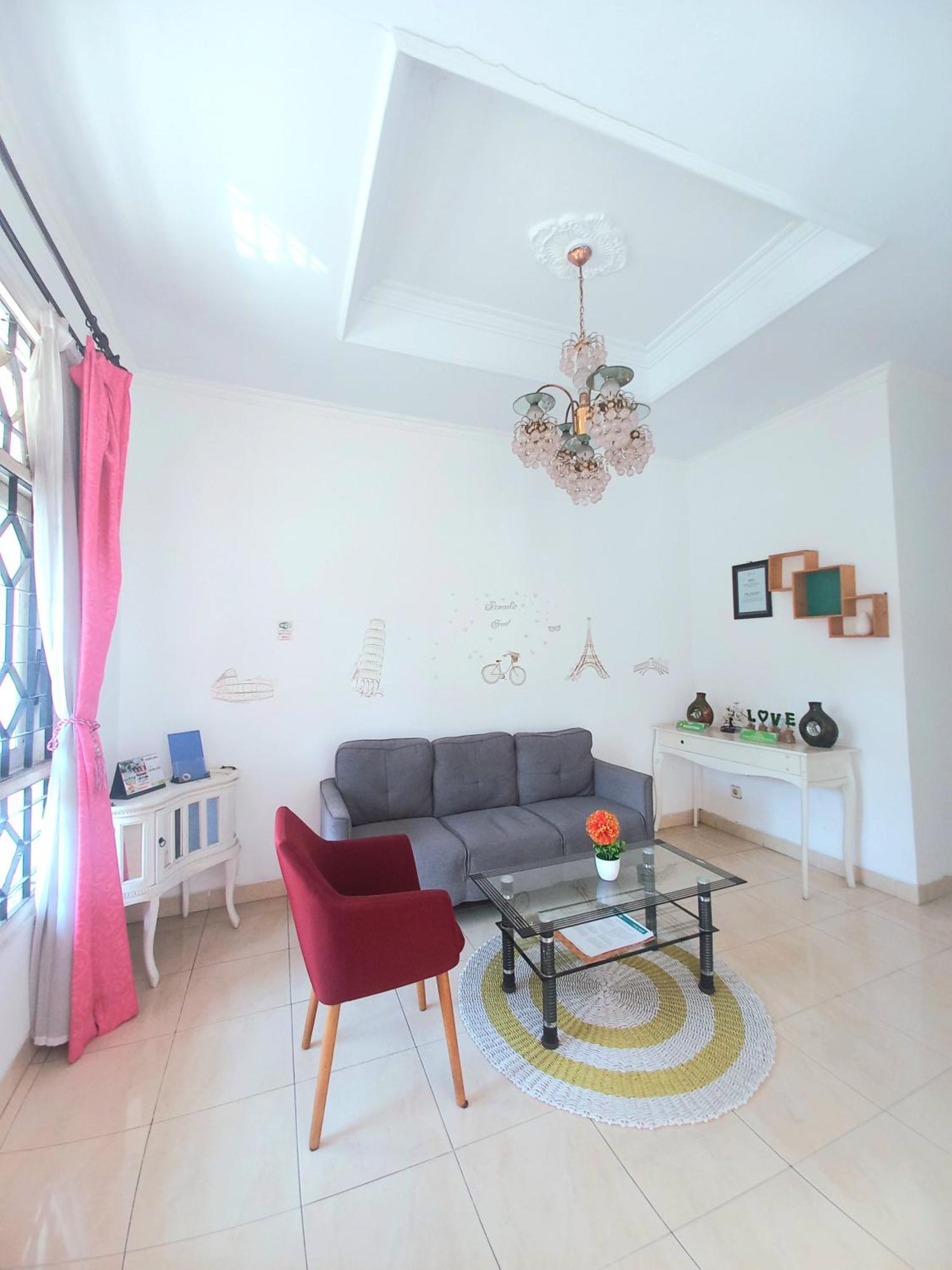 Homestay Simply Homy Warungboto Dekat Gembiraloka Yogyakarta Exterior foto
